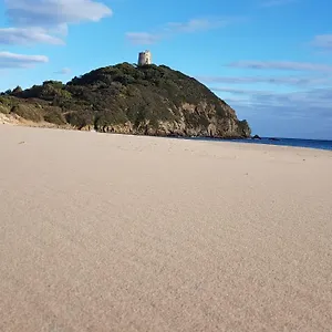 https://villa-sul-mare-a-chia.in-sardinia.net